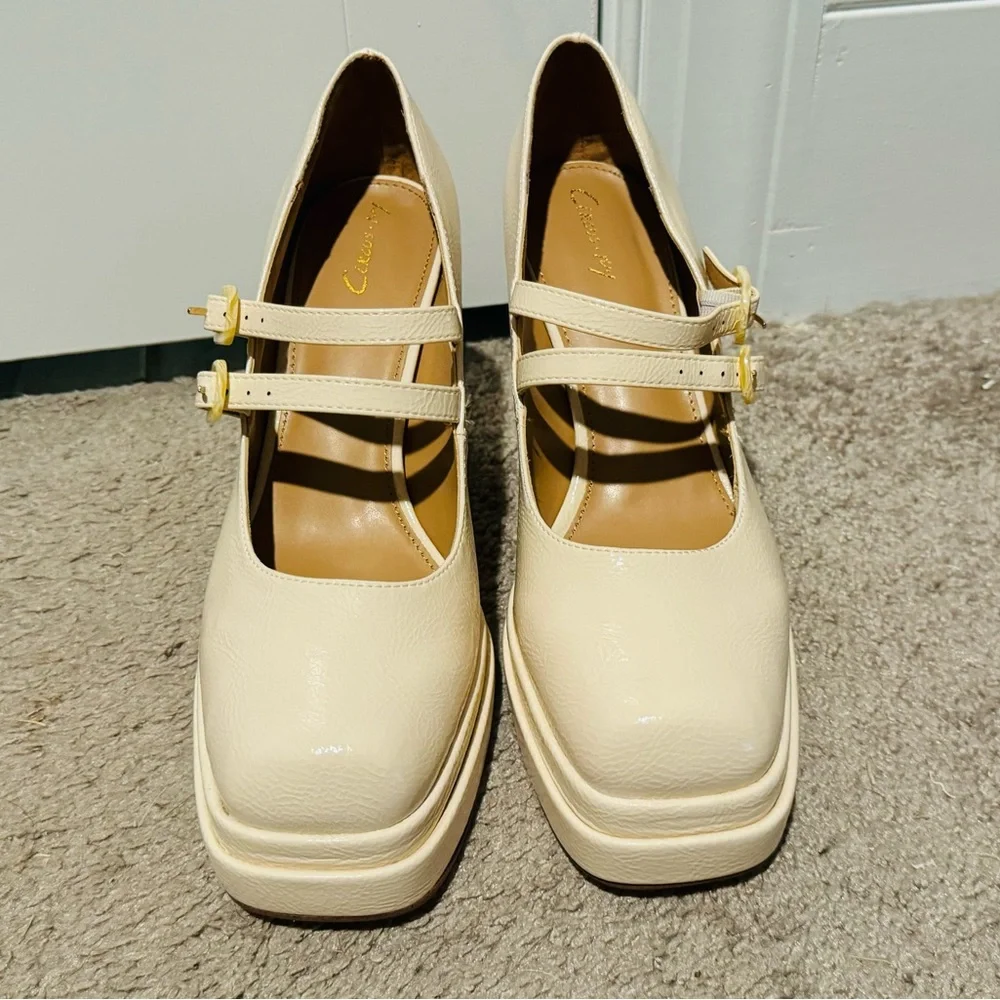 Circus by Sam Edelman Cream Chunky Mary Jane Platform Heels